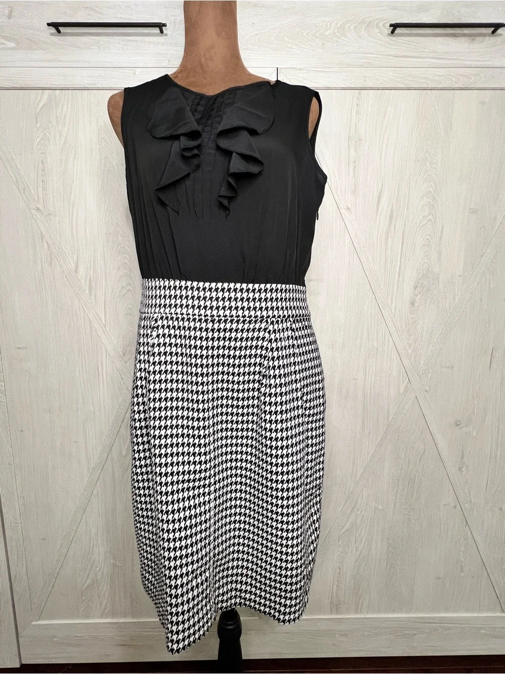 Classic Chic Houndstooth Ruffle Neck Mixed Media Sheath Dress